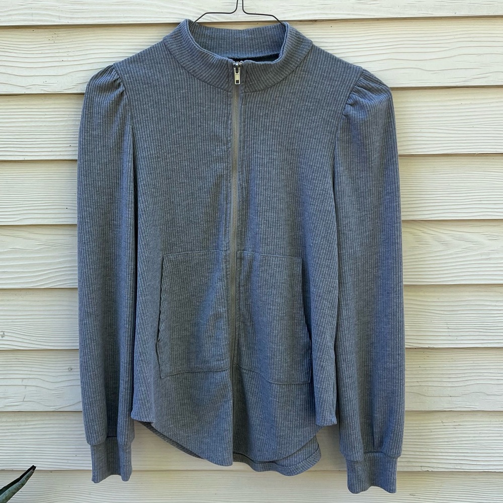 Chaser Gray Ribbed Zip-Up Sweater Puff Sleeves